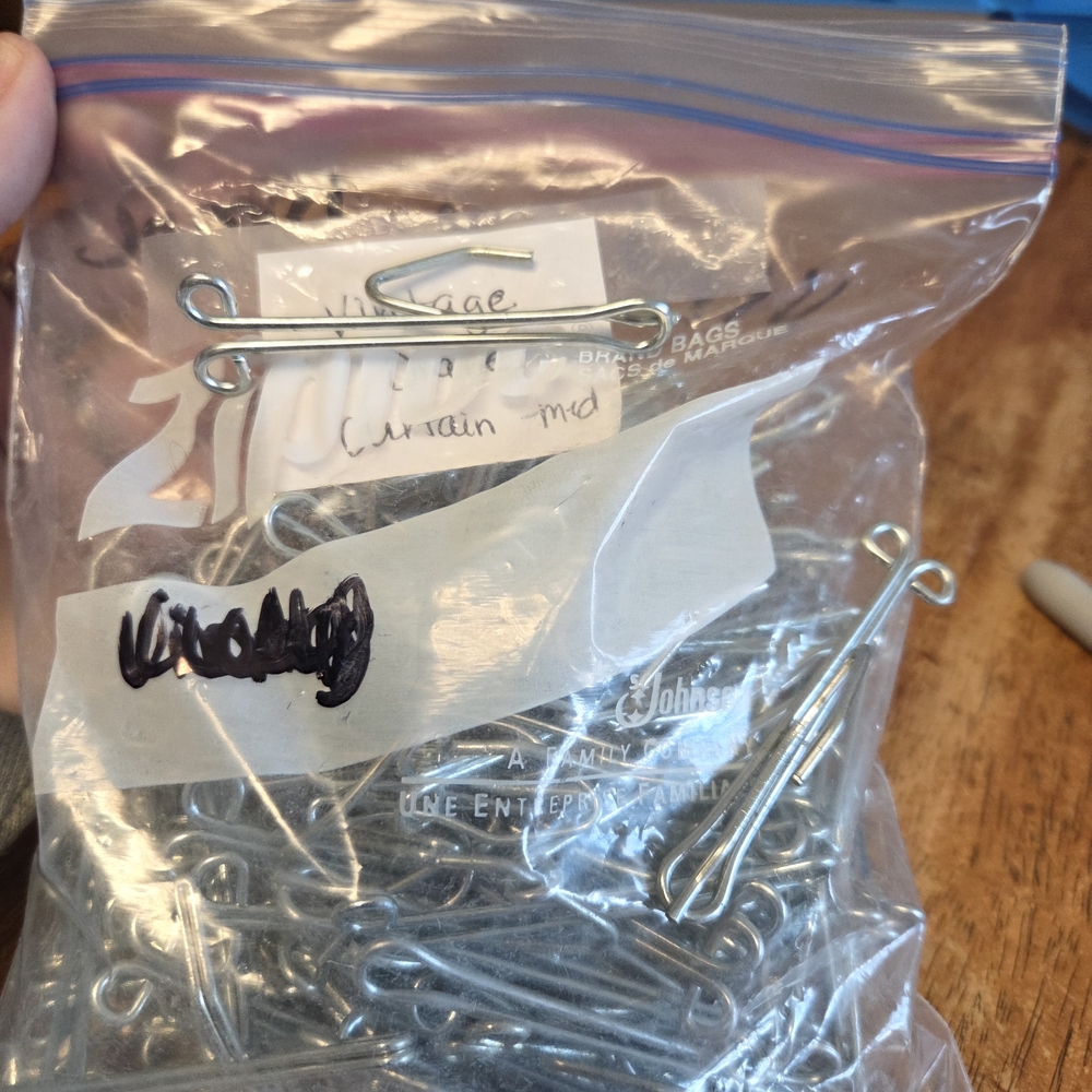 Metal Curtain Hooks